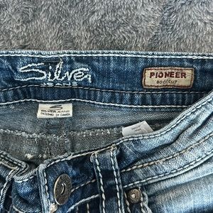 Buckle silver jeans